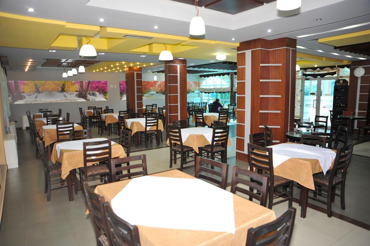 Mahall' e Kryethuit Hotel Hasmegaj מראה חיצוני תמונה